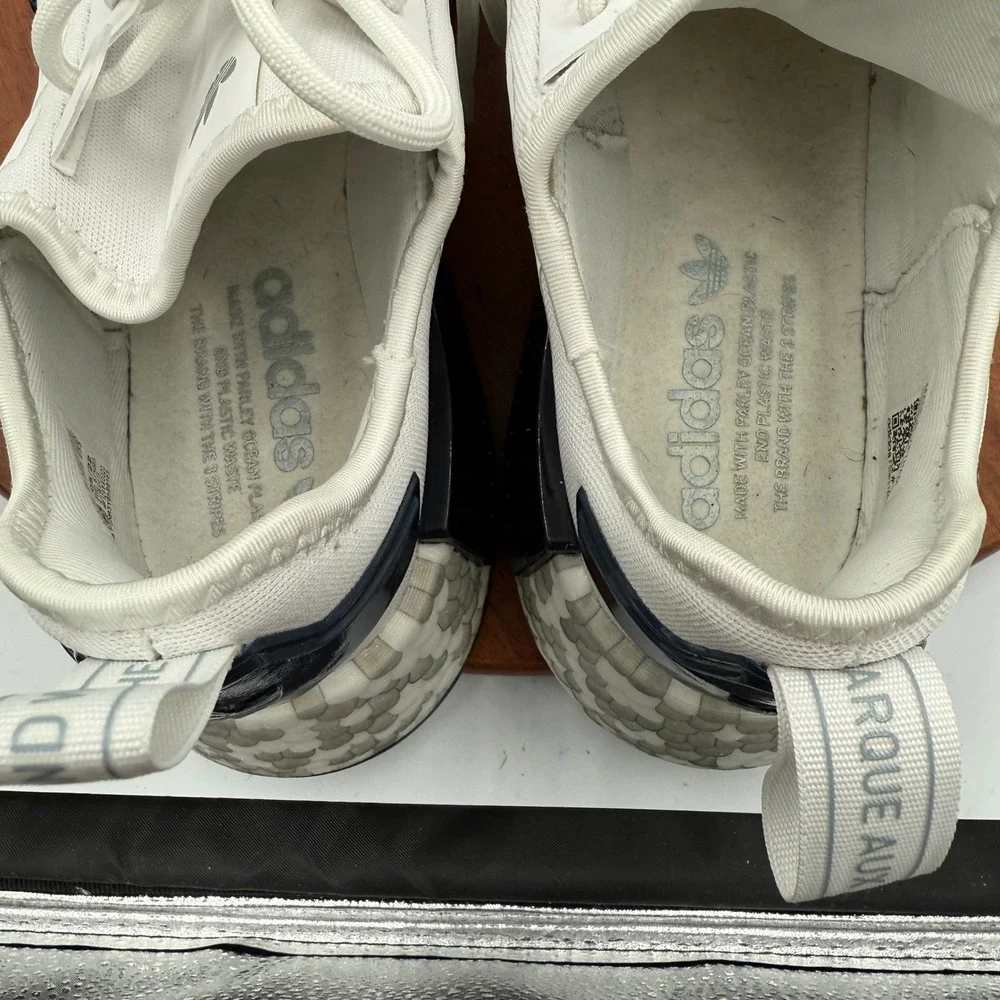 Adidas NMD R1 Mens Size 9 White Black Scale Pattern Boost Sneakers GW9476 - Picture 8 of 12